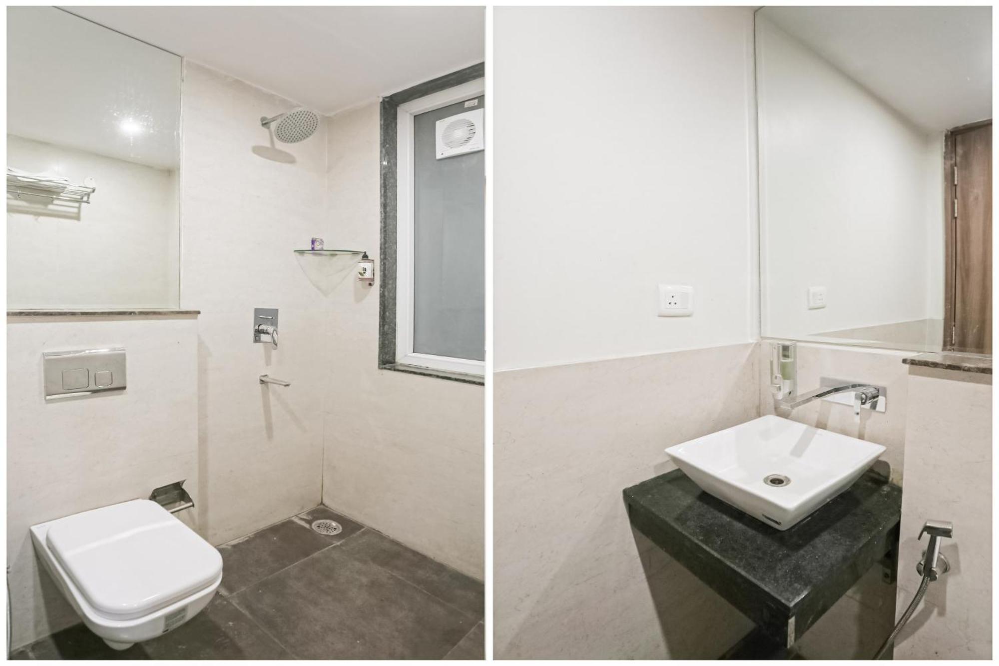 Townhouse The Amv Hotel คูร์เคาน์ ภายนอก รูปภาพ